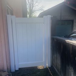 Privacy PVC Gate