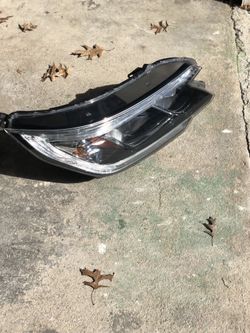 11-15 Honda CRV Headlight Housing