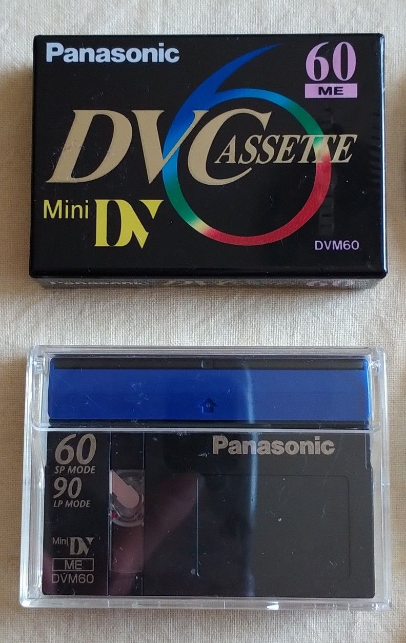 Panasonic DVC MiniDV LP 60 Min Digital Video Cassette DVM60
New one Sealed one not Sealed