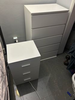 White Drawer Set