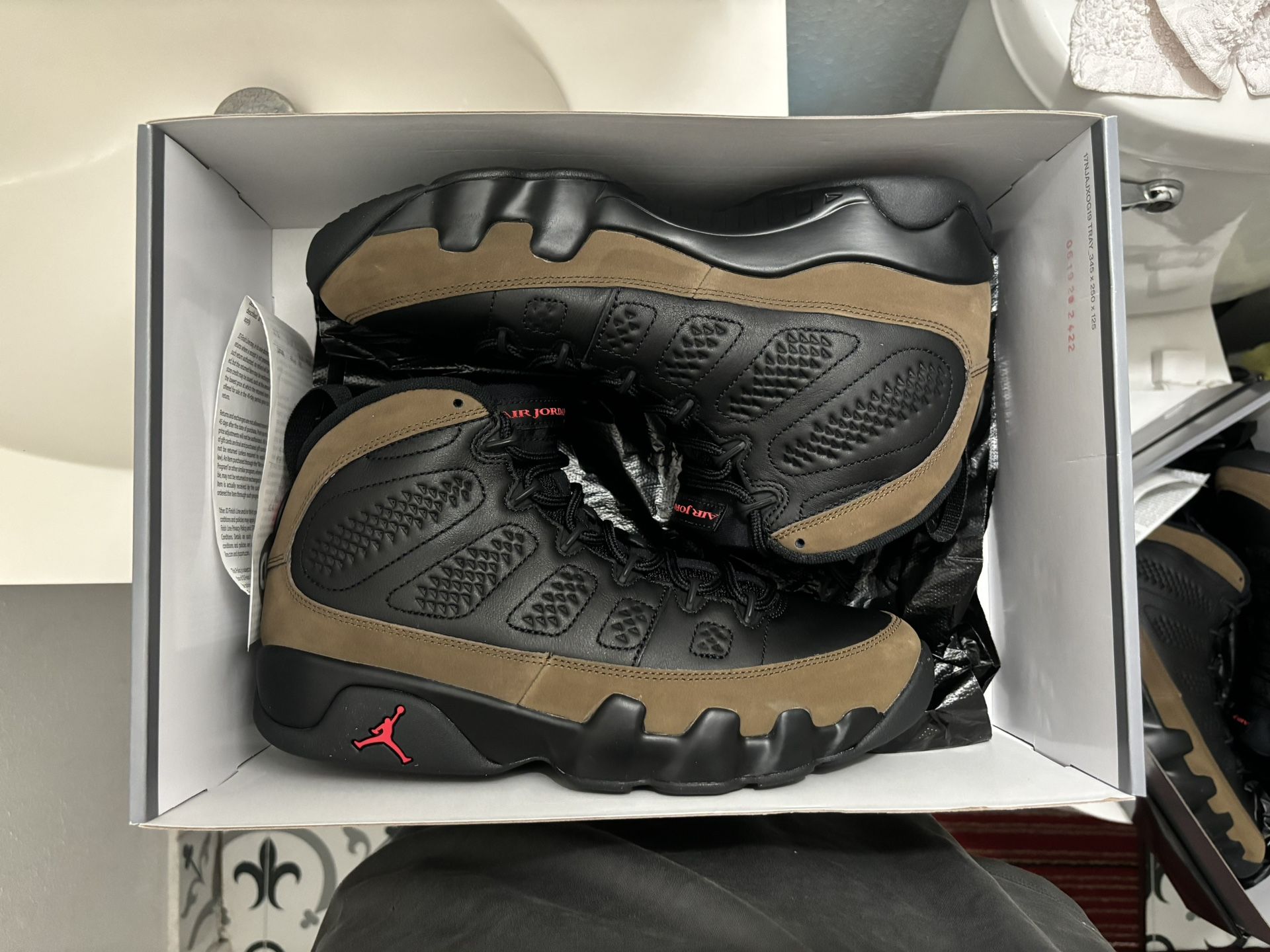 Ds Air Jordan Olive 9s Size