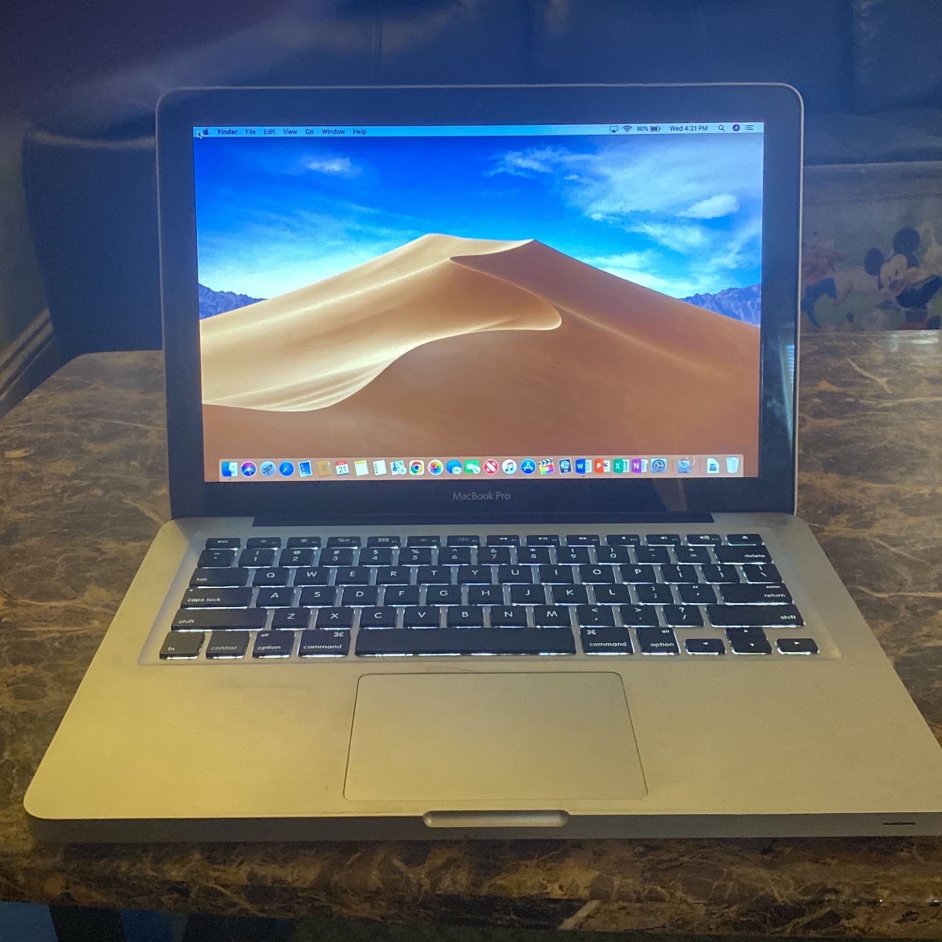 MacBook Pro 2012 8gb Ram 500 Drive i5