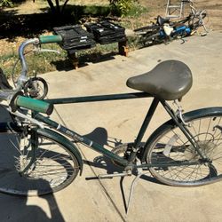VINTAGE FREE SPIRIT bike Needs Restored But Has All Parts 
