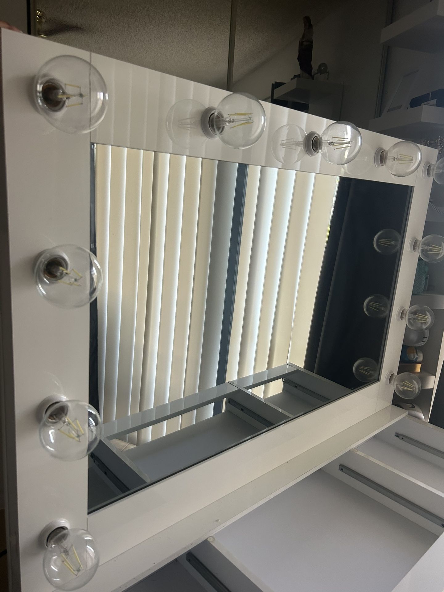 Vanity Mirror