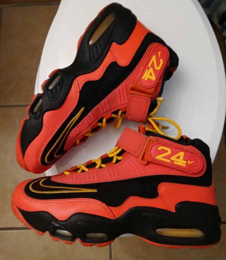 Nike