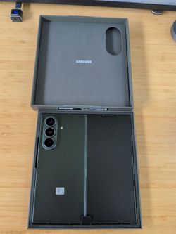 Samsung Galaxy Z Fold 8 Ultra, 512GB, Shadow Green, Unlocked, Brand New
