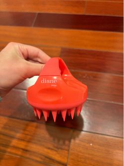 Diane Scalp Massager Brush