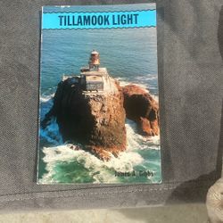 Tillamook Light   ( About Tillamook Lighthouse)