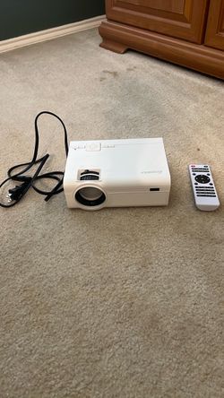 Crosstour projector
