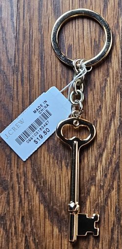 Vintage J Crew  Gold Skeleton Key Keychain