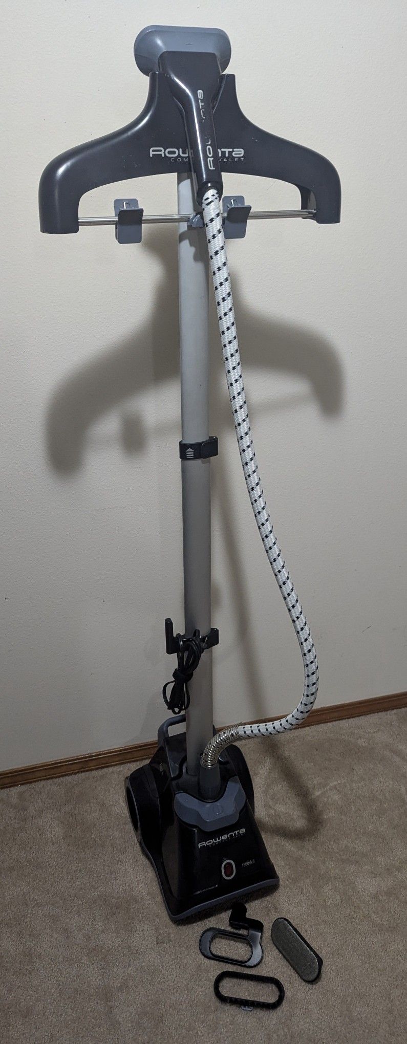 Rowenta Compact Valet Garment Steamer 1500w