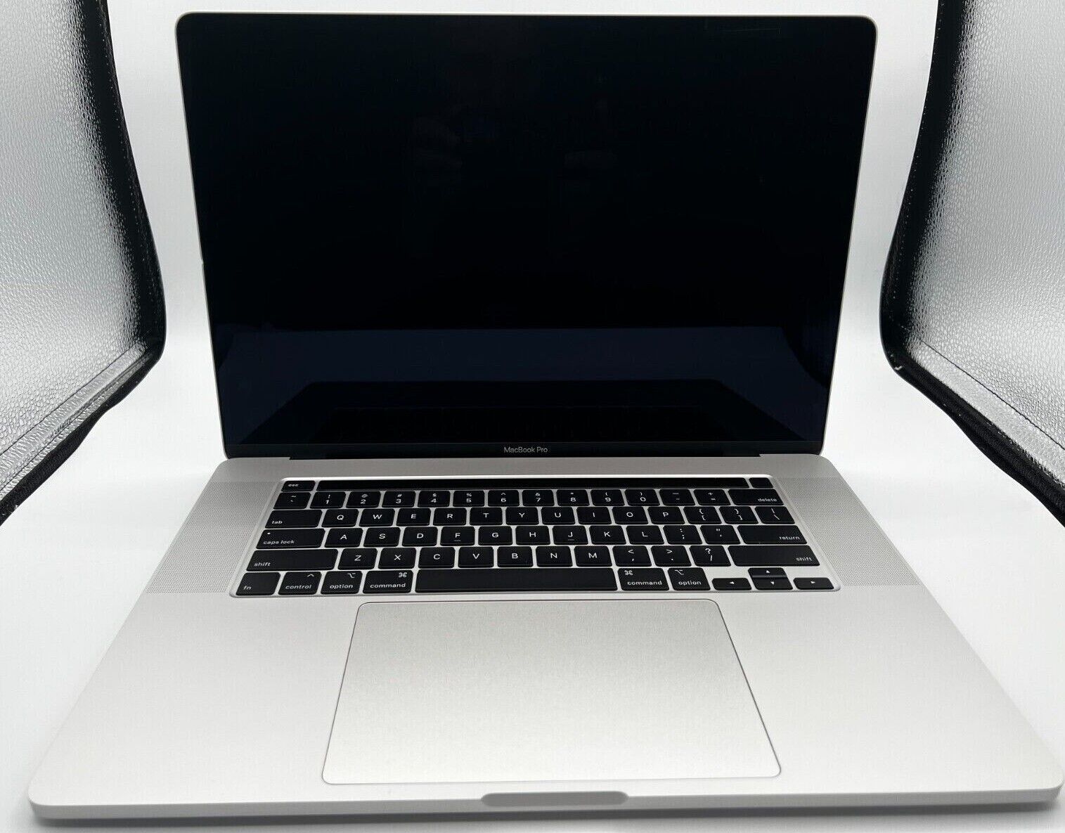⭐️2019 Apple MacBook Pro TouchBar 16" Silver 2.3GHz 8 Core i9 64GB Ram 1TB A2141
