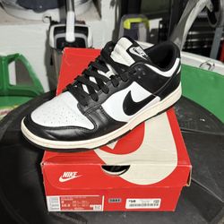Nike Panda