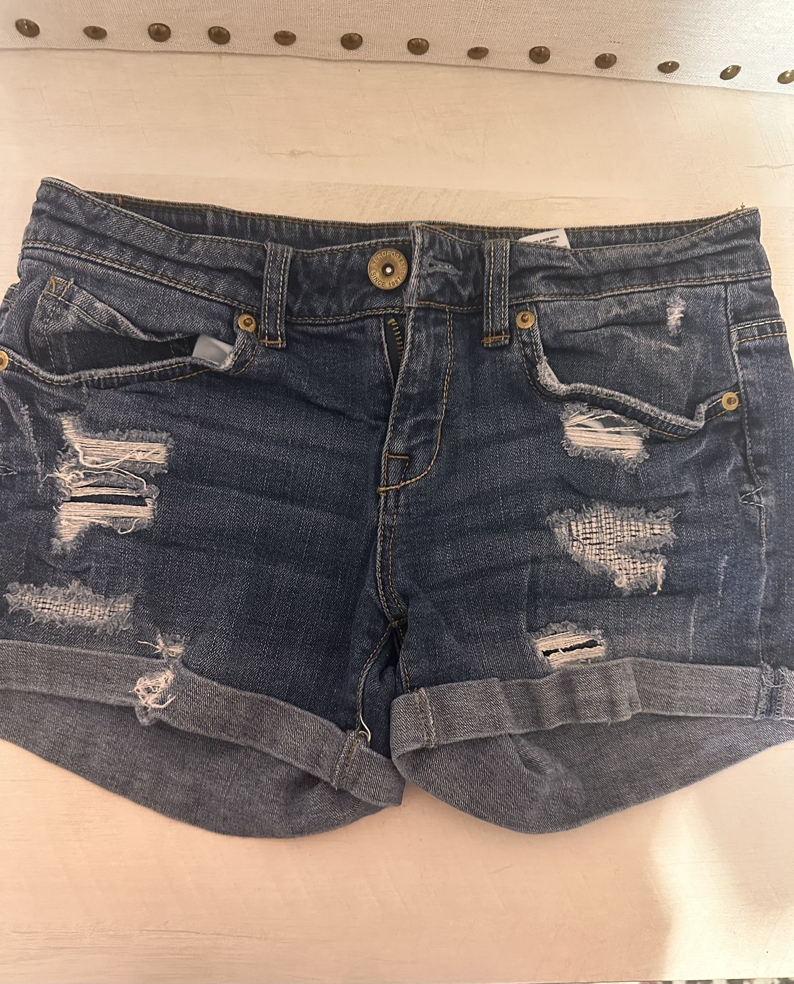 Women’s Aeropostale Midi Dark Blue Jean Shorts Size 4