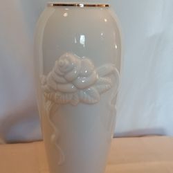 Vintage Lenox Ivory Bud Vase with 24K Gold Trim, Floral Rose Embossed