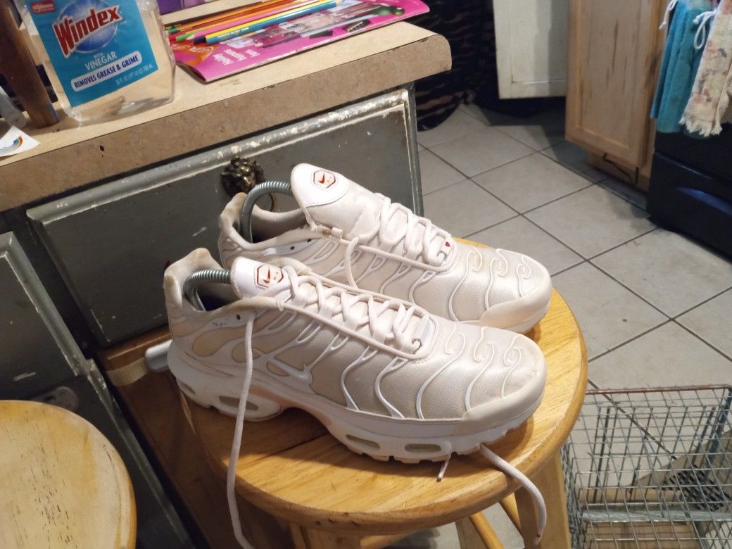 Nike Air Max Pale Pink Size 10