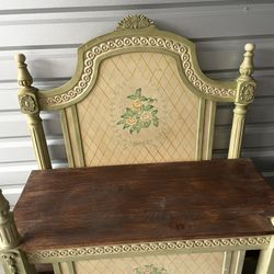 Beautiful Bench With Storage 