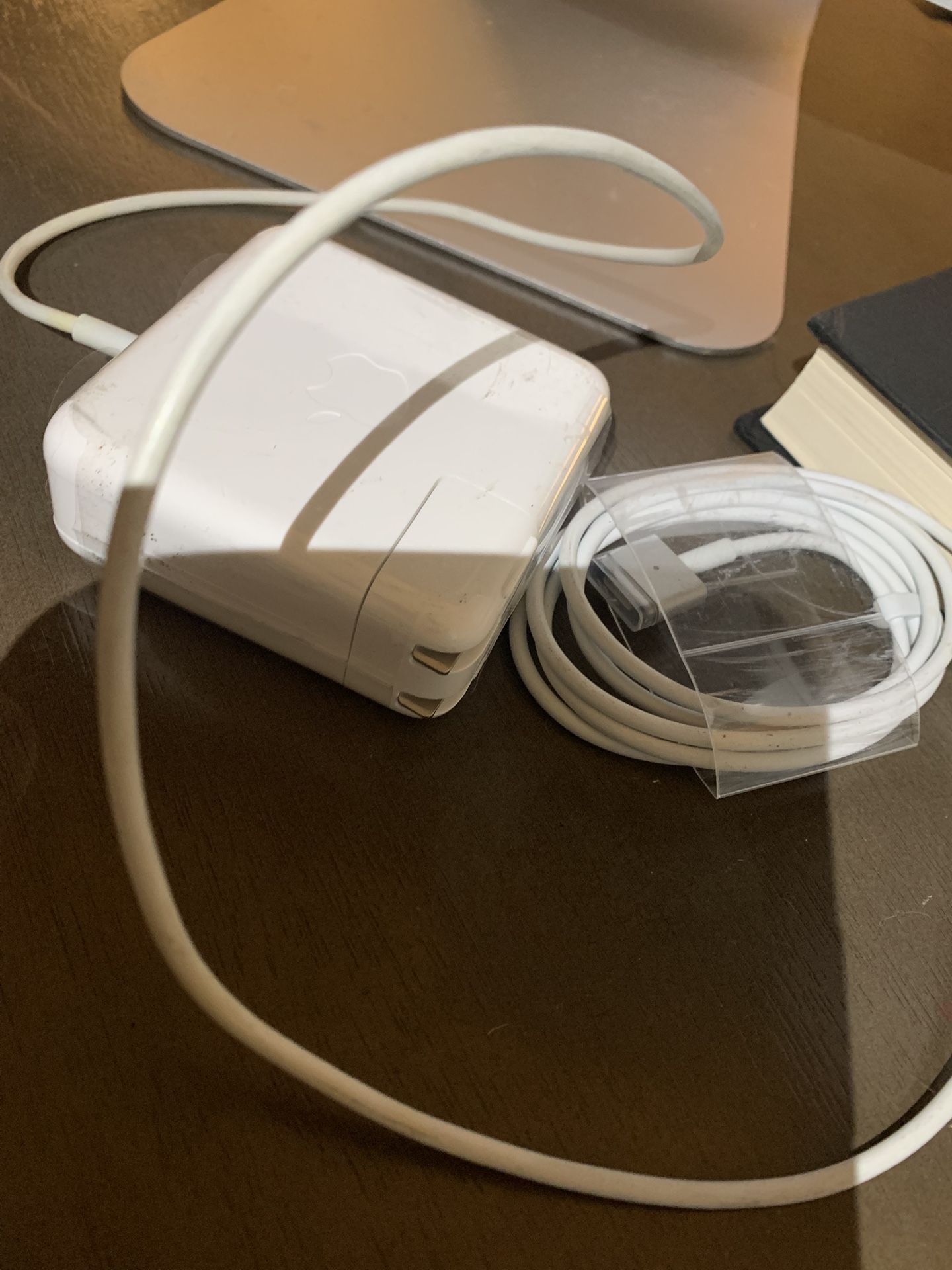 60W MagSafe 2 Power Adapter