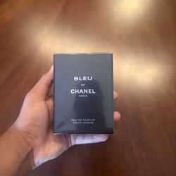 Bleu de Chanel Eau de Parfum Pour Homme