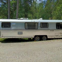 1987 Avion 32