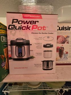 8 in 1 multi cooker - NEW IN BOX