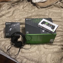 Xbox Series X & Accessories 