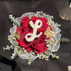 Valentine’s Day Arrangement 