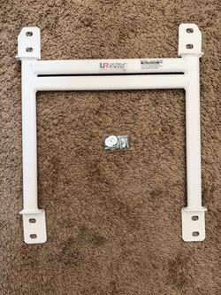 ULTRA RACING (E210 COROLLA BRACE)