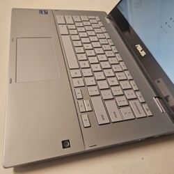 Asus Chromebook Notebook i7 16gb Ram 512gb NVMe Drive 2 in 1 Convertible Touchscreen 