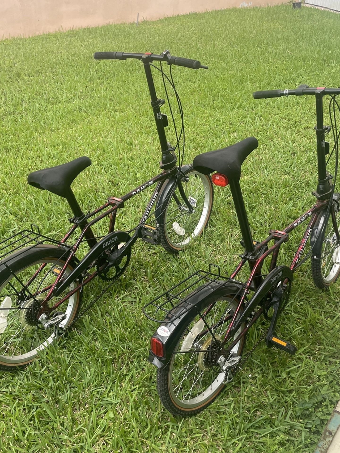 Folding Bicycles DaRON Tailwind . Two Bikes