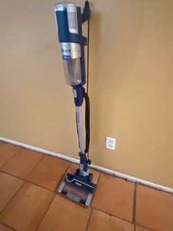 Shark Stratos Cordless Stick Vacuum