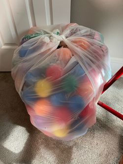 435 Ball Pit Balls (196 Large and 239 Small)