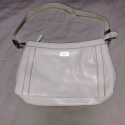 Cream Colored Shoulder Bag • Strap Slightly Discolored • Liz&Co.