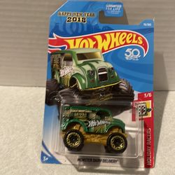 Hot Wheels Monster Dairy Delivery