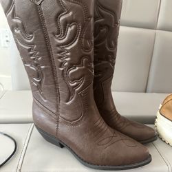 Women’s Shoes For Sale