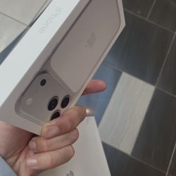 New iPhone 17 Pro Max 256 GB, Silver, Paid In Full Unlocked