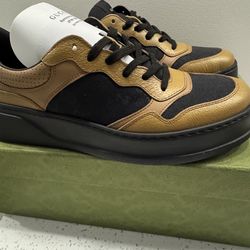Gucci Sneakers - Size 9