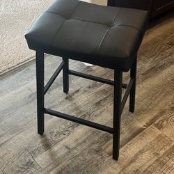 Bar Stool, Black, Leather, Used But Like Brand New COMES WITH 3 Of THEM for 50 