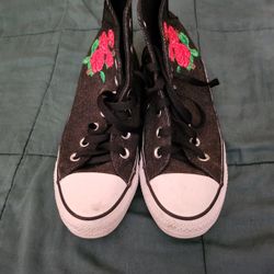 Converse Black HighToo Tennis Shoes Size 7