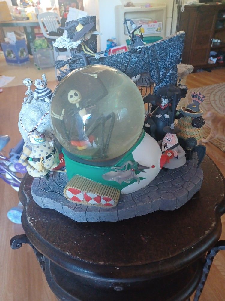 Nightmare Before Christmas '90s Vintage Globe Music And Movement And Lights