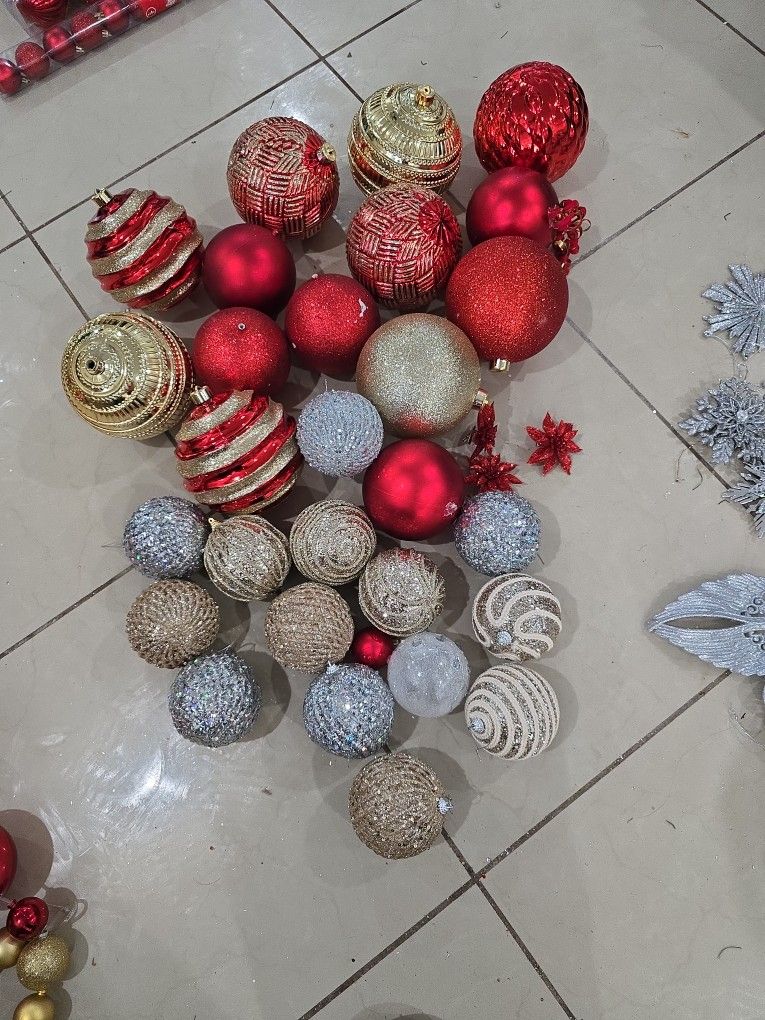 giant ornament Hobby Lobby