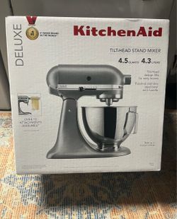 KitchenAid Deluxe Tilt-Head Stand Mixer (Silver)
