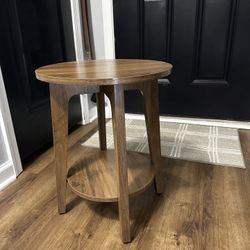 Round End Table 