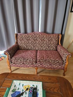 Love seat