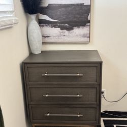 3 Drawer Dresser Chest