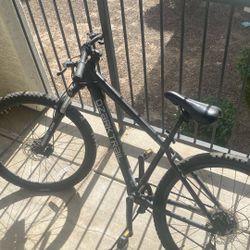 OZARK MOUNTAIN TRAL BIKE 