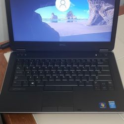 Dell Latitude E6440  Intel I7 2.80 GHz  320 Hard Drive 8Gig Ram DVD 