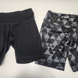 2 Old Navy Women's Active Sports Shorts Size Small 