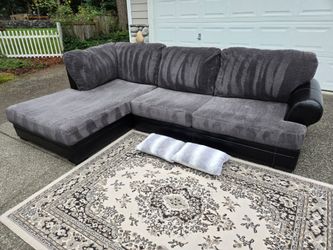 Plush Sectional Delivery Available 🚚