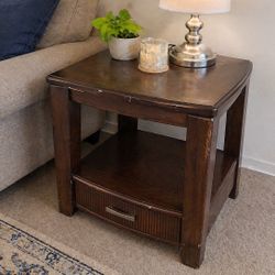 Wood End Table w/ Drawer – Minor Wear (Priced to Move Today)